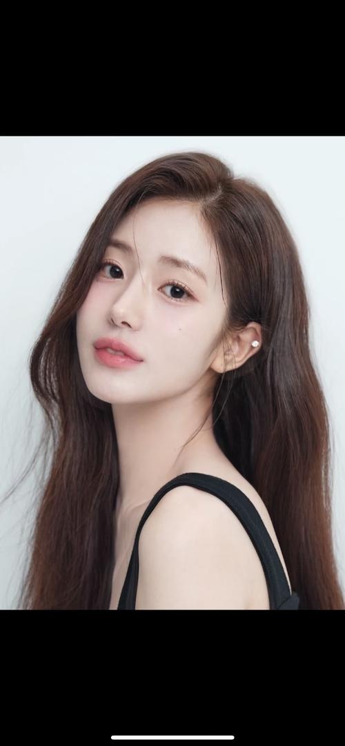 高级自然风（2025美妆主流）（什么是高级自然的美）